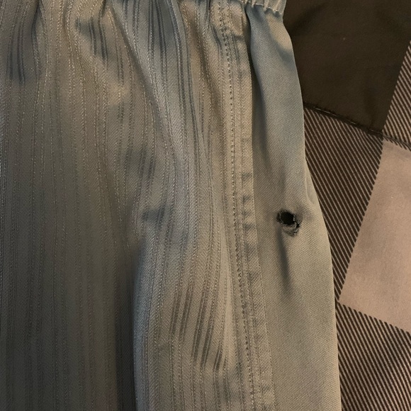 Nike Shorts - Picture 4 of 5